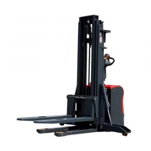 رافعة طبليات بطارية DUMA — راكب واقف، حمولة 1.5 طن، ارتفاع 2.5 متر