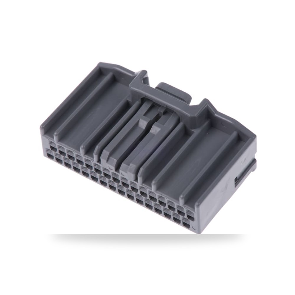فيش وموصل كهرباء سيارات 32 خط صناعي طراز ريمكو للتوريدات الصناعية (Reemco Industrial)