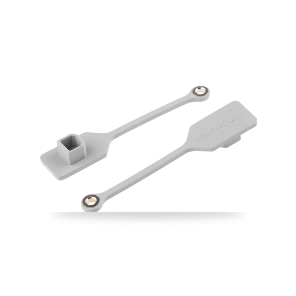 موصل وسوكت USB صناعي بوردات فئة X P صناعي RS ريمكو للتوريدات الصناعية (Reemco Industrial)