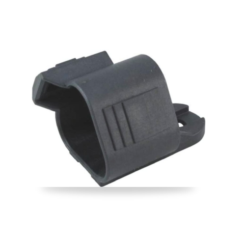 فيش وموصل كهرباء سيارات 3 خط صناعي طراز P RS ريمكو للتوريدات الصناعية (Reemco Industrial)