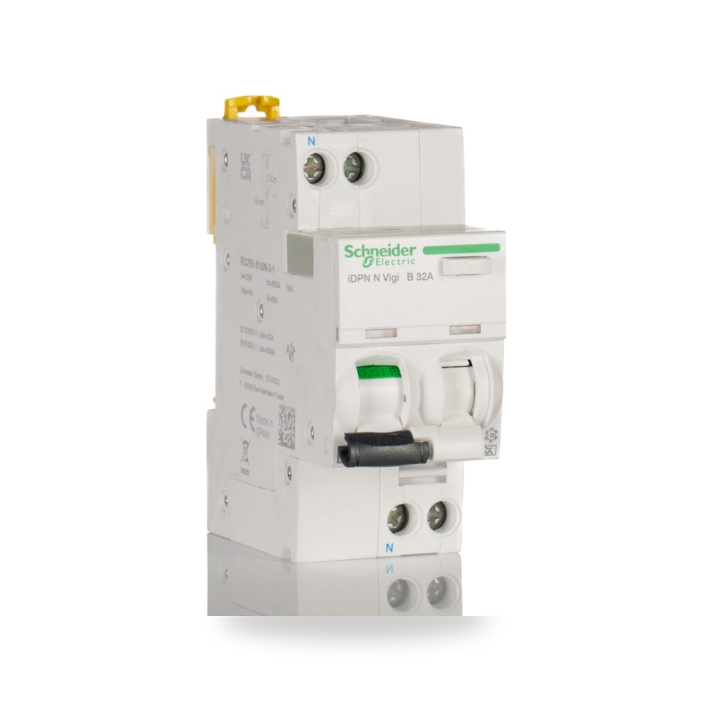 قاطع تيار أوتوماتيكي MCB أحادي 32A طراز P RS ريمكو للتوريدات الصناعية (Reemco Industrial)