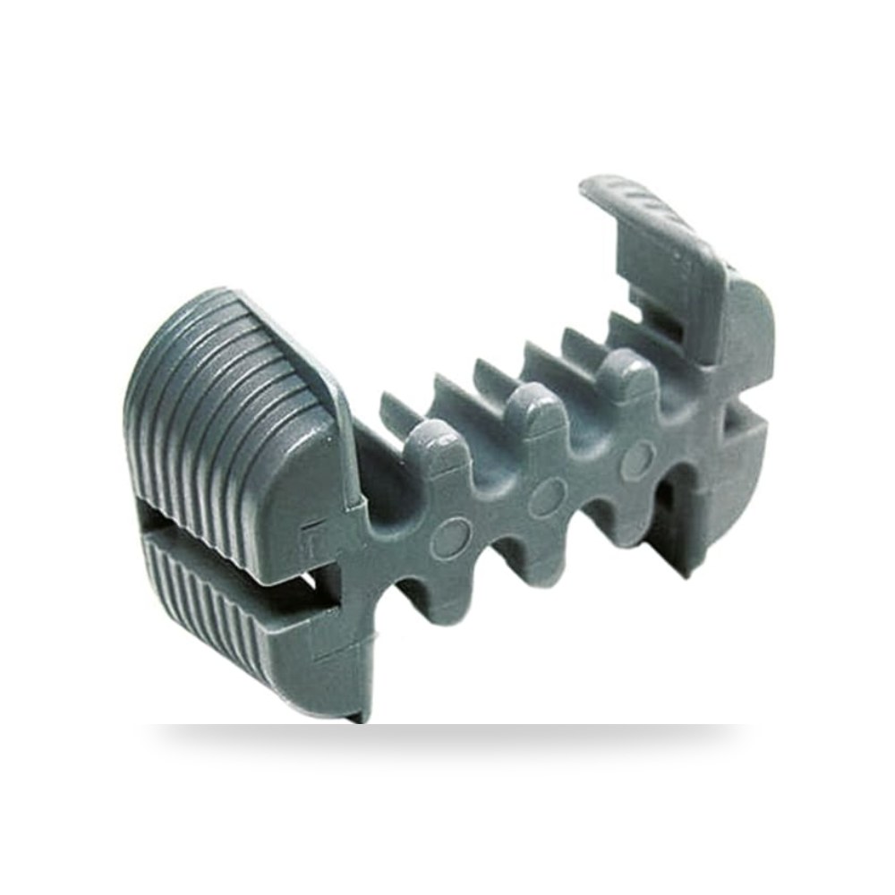 فيش وموصل كهرباء سيارات 8 طراز F RS PRO ريمكو للتوريدات الصناعية (Reemco Industrial)