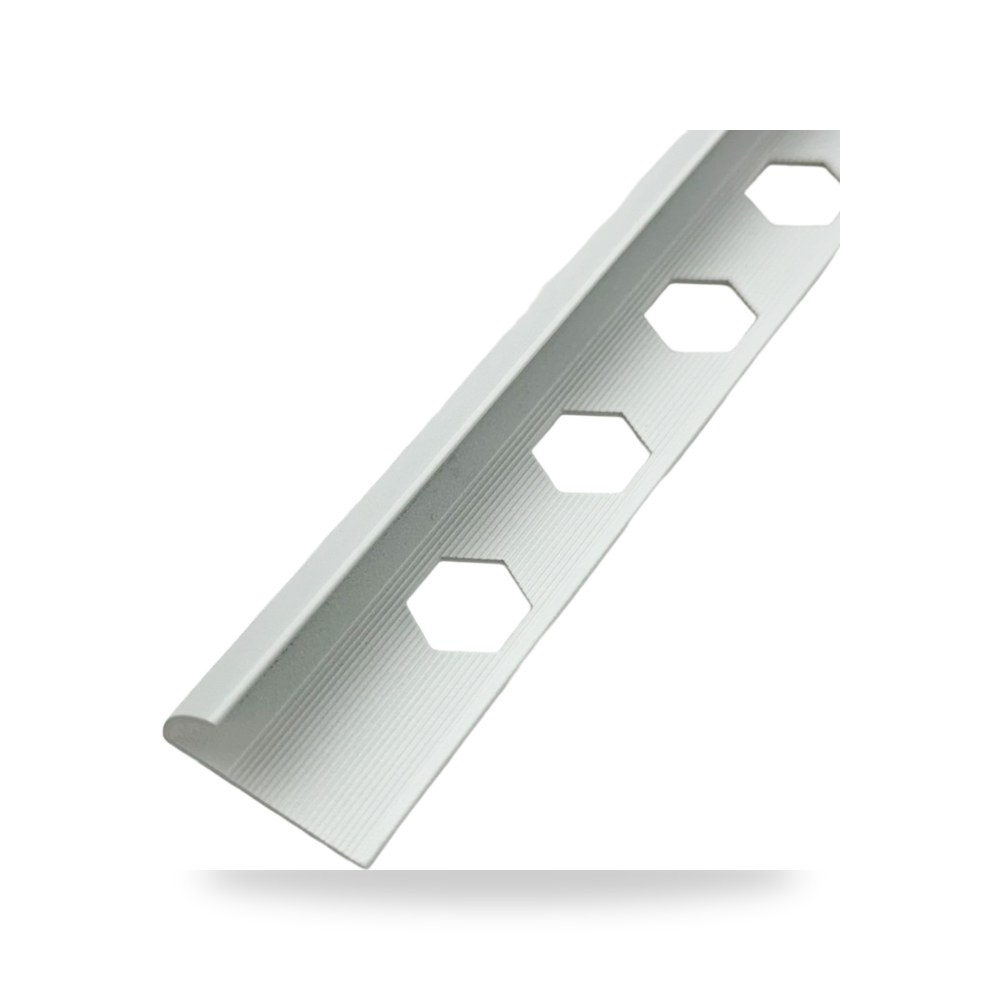 زاوية زينة مبروم ابيض مطفي 2.50 متر 12 مم