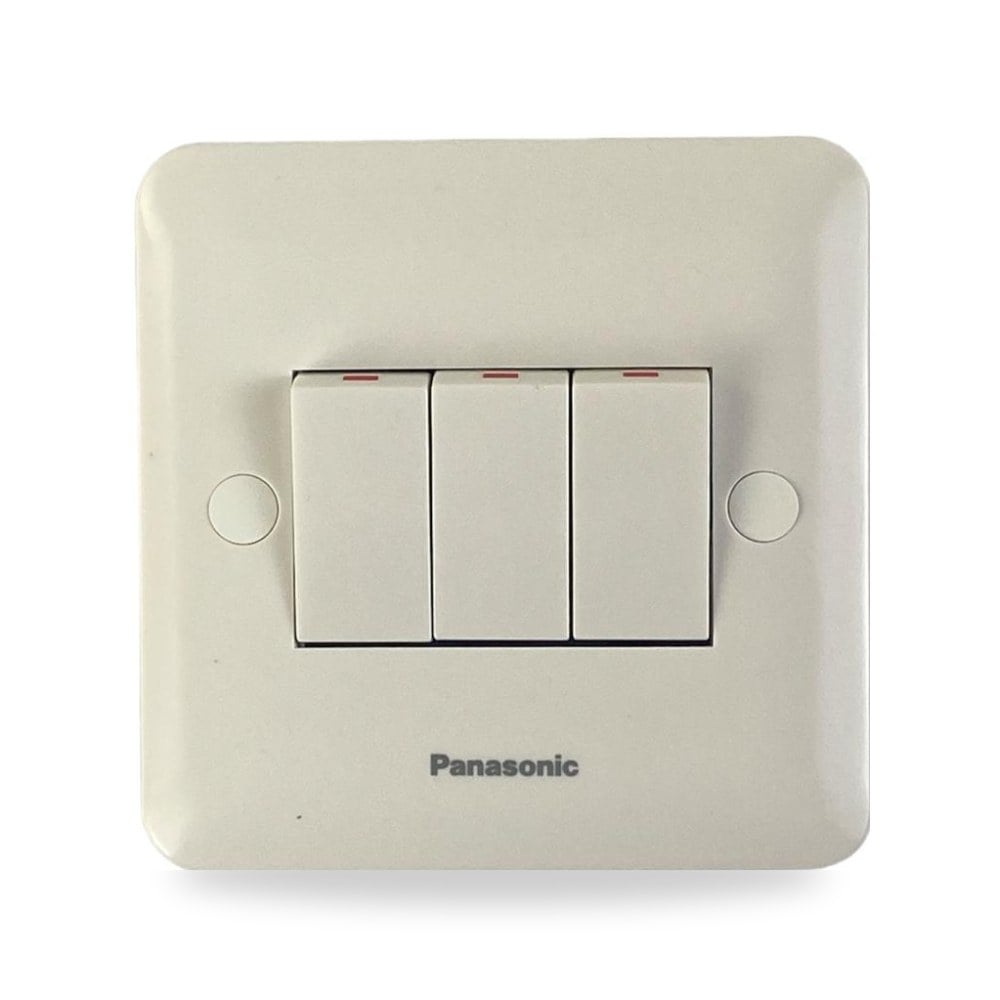 مفتاح ثلاثي 10 امبير ابيض panasonic