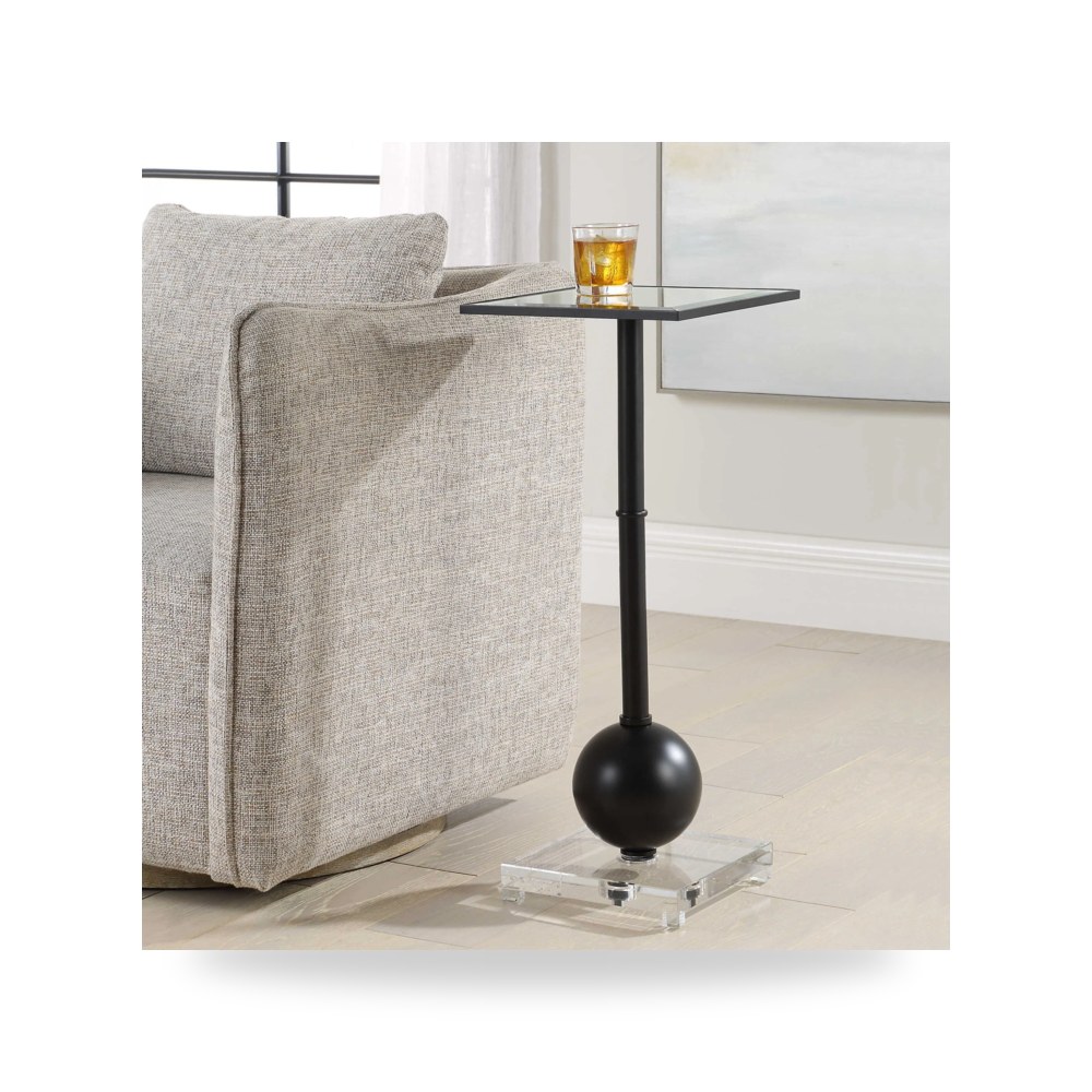 طاولة جانبية حديد من أترموست Uttermost