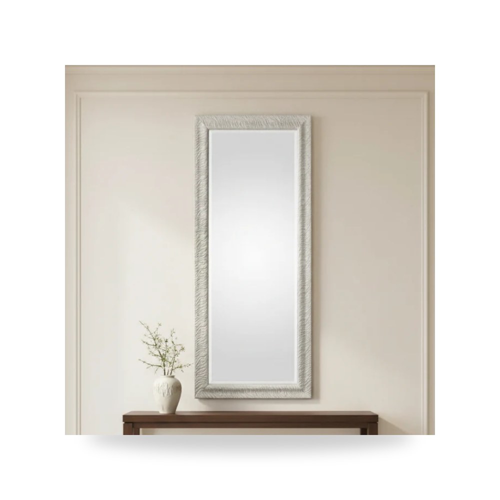 مرآة حائط ديكورية بإطار فاخر أترموست (Uttermost)