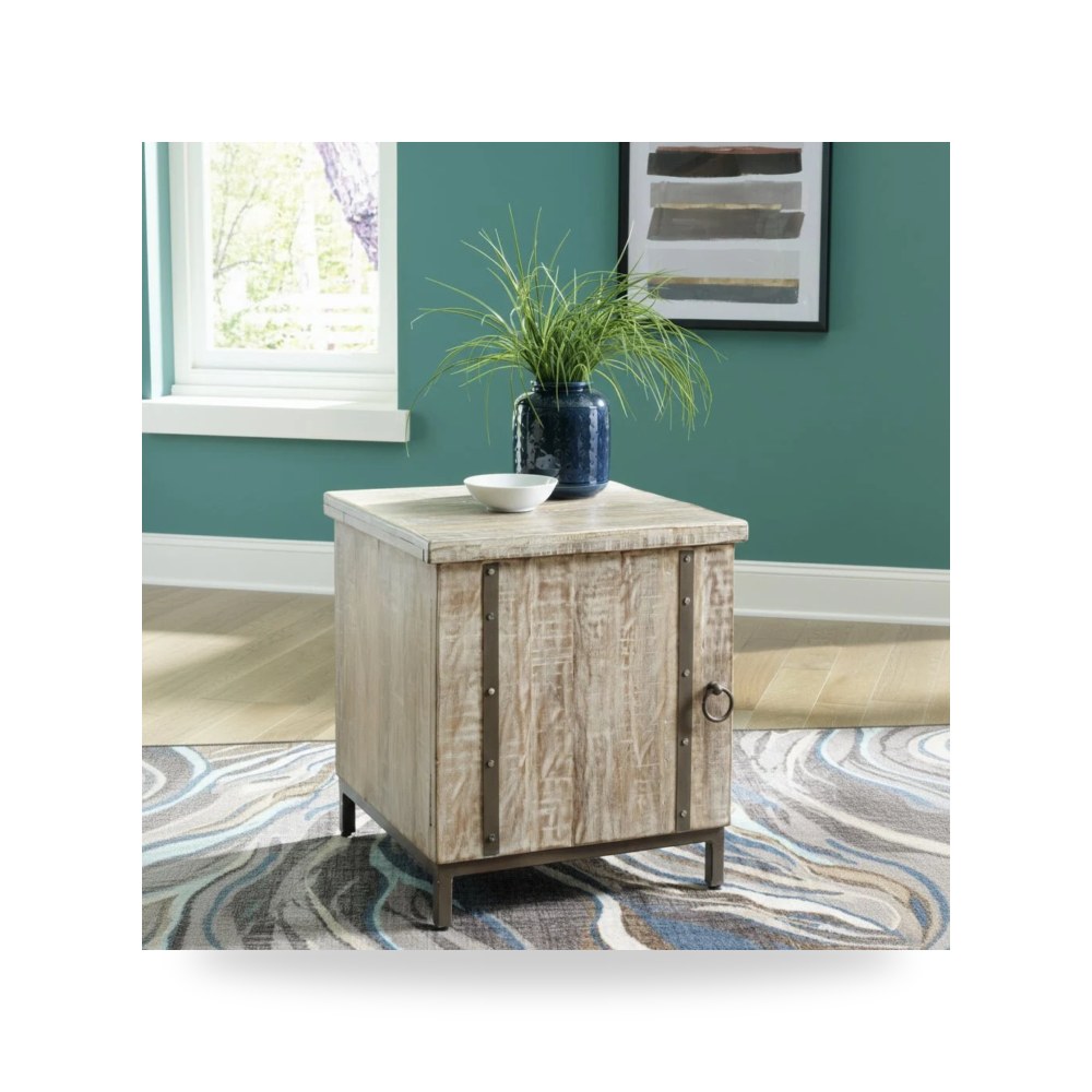 خزانة Laddford Ashley من Ashley Furniture