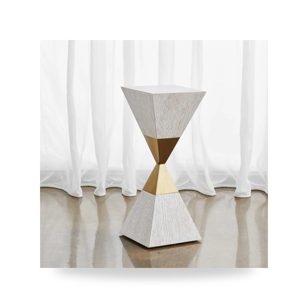 طاولة On Point Drink أترموست Uttermost