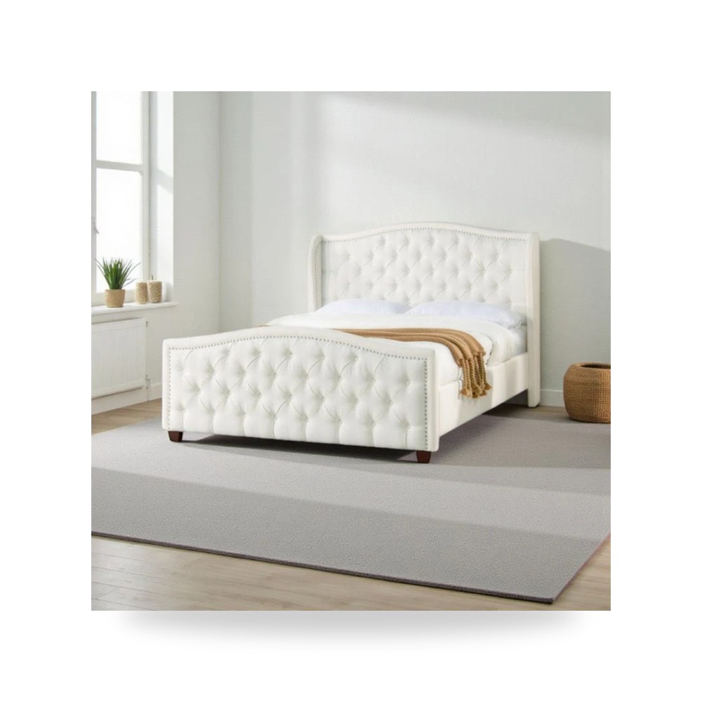 سرير أكويليرا يمنح غرفة النوم حضورًا فاخرًا Royal Furniture