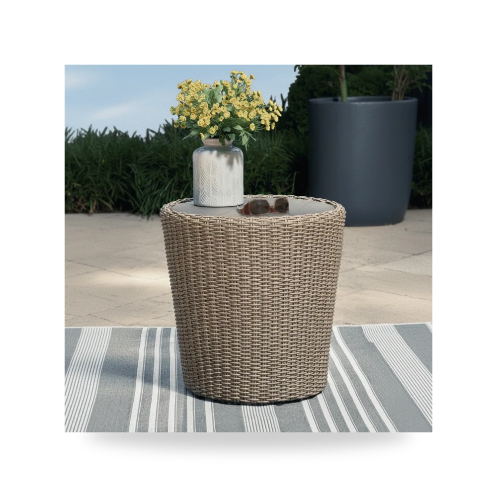 كراسي ومقاعد فاخرة - Outdoor Tables Ashley موديل P505 706