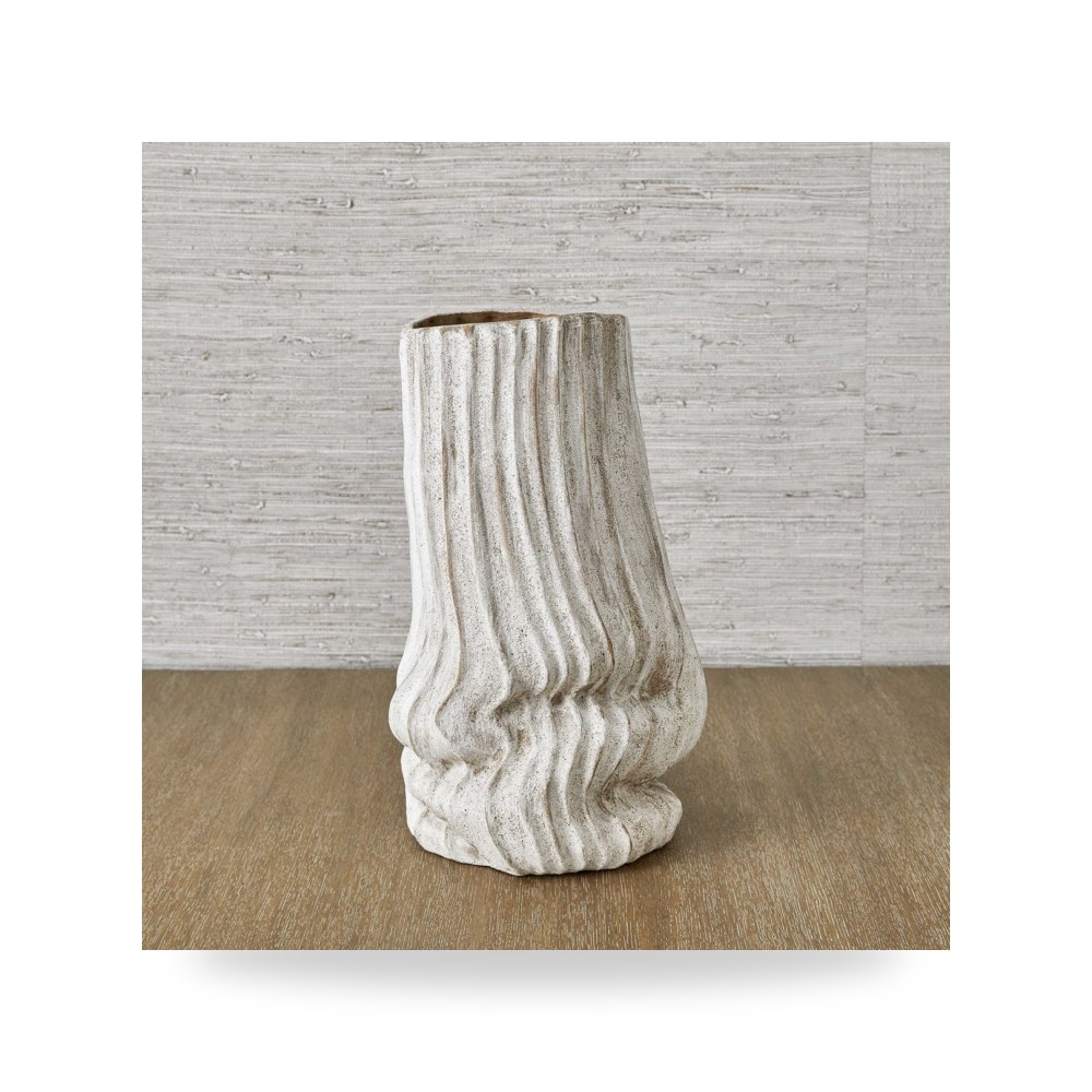فازة زينة Uttermost موديل R18131 UTT