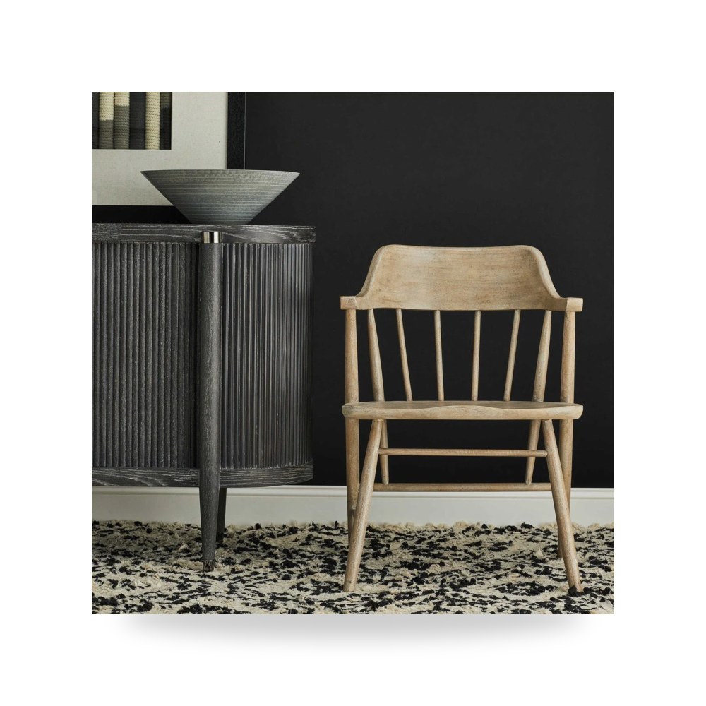 كرسي جلوس بتصميم أنيق - Chieftain Chair, Natural - من Uttermost - طراز R25087-UTT