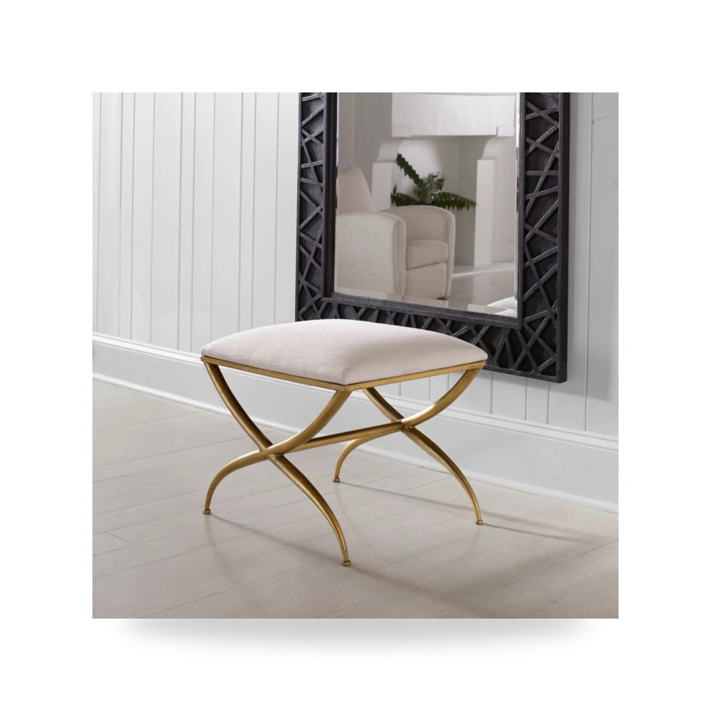 مقعد أبيض أترموست Uttermost Small