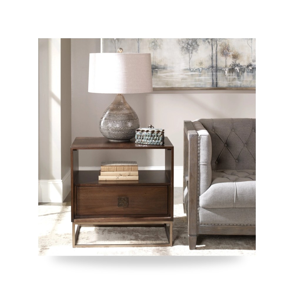 طاولة جانبية Bexley أترموست Uttermost