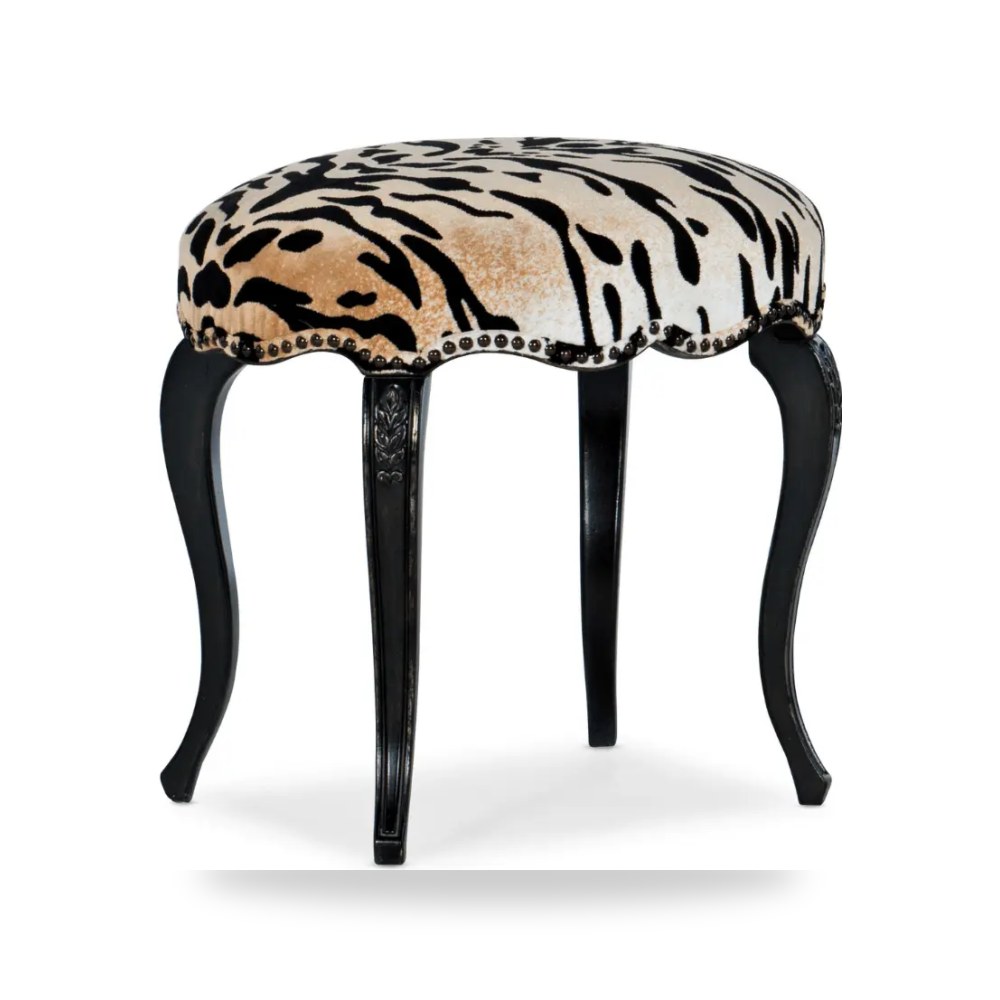 بوف Sanctuary Tigre هوكر فيرنتشر Hooker Furniture