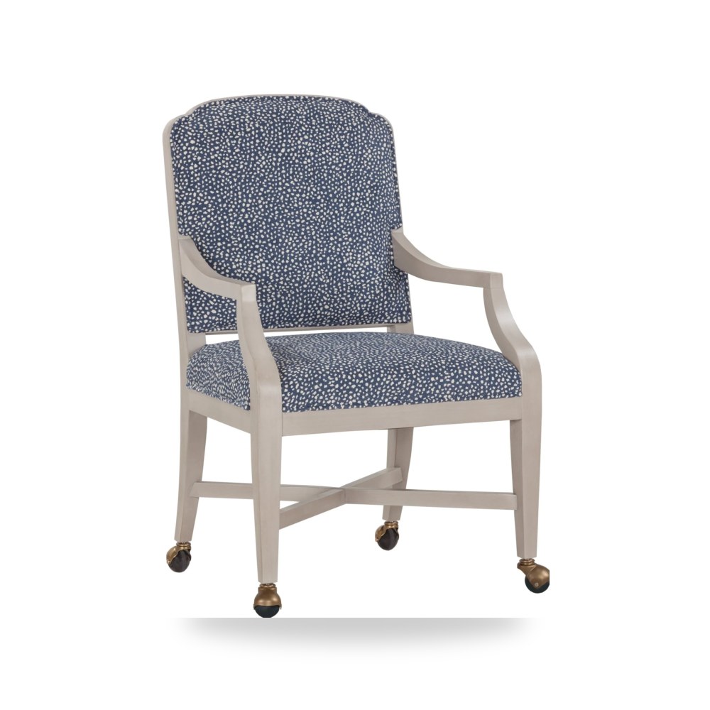 كرسي جلوس بتصميم أنيق - Product OverviewStella Arm Chair كرسي ستيلا - من Fairfield Chair