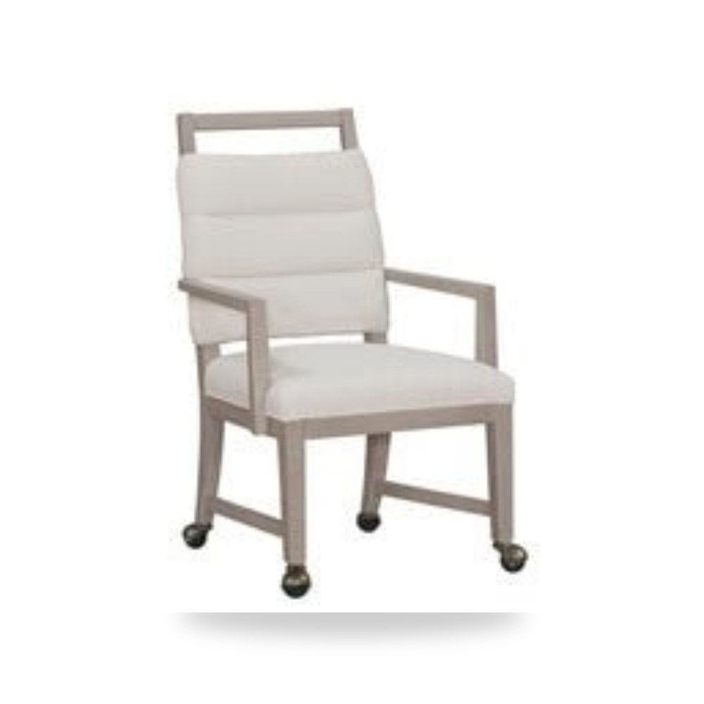 كرسي جلوس بتصميم أنيق - Product OverviewSasha Arm Chair كرسي ساشا - من Fairfield Chair