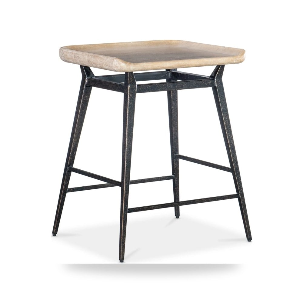 كرسي جلوس بتصميم أنيق - كرسي Retreat أصلي معتمد - من Hooker Furniture - طراز 6950-50008-80