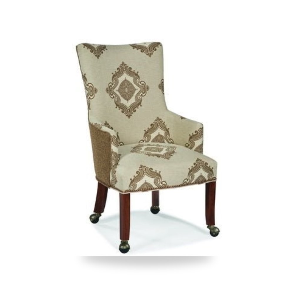 كرسي جلوس بتصميم أنيق - Product OverviewLawrence Arm Chair كرسي لورنس - من Fairfield
