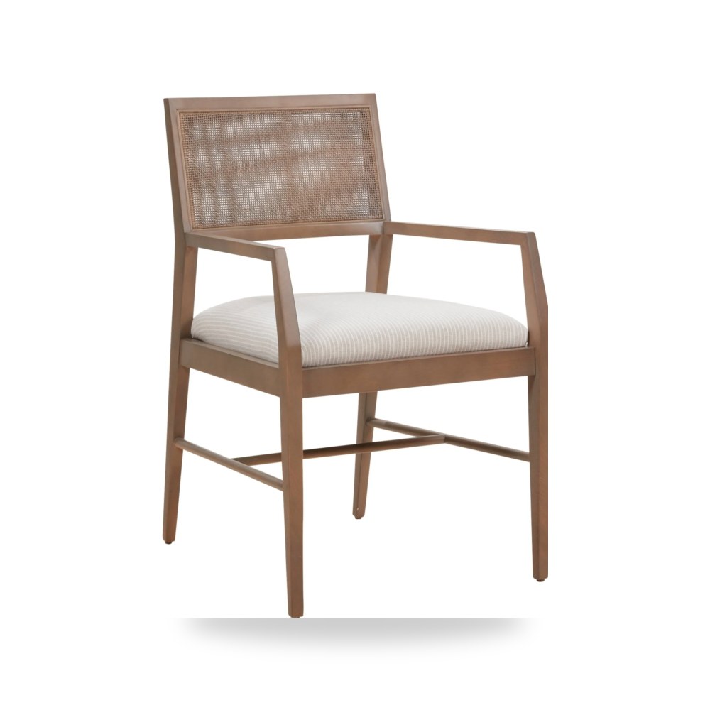 كرسي جلوس بتصميم أنيق - Product OverviewLarson Arm Chair كرسي لارسون - من Fairfield Chair