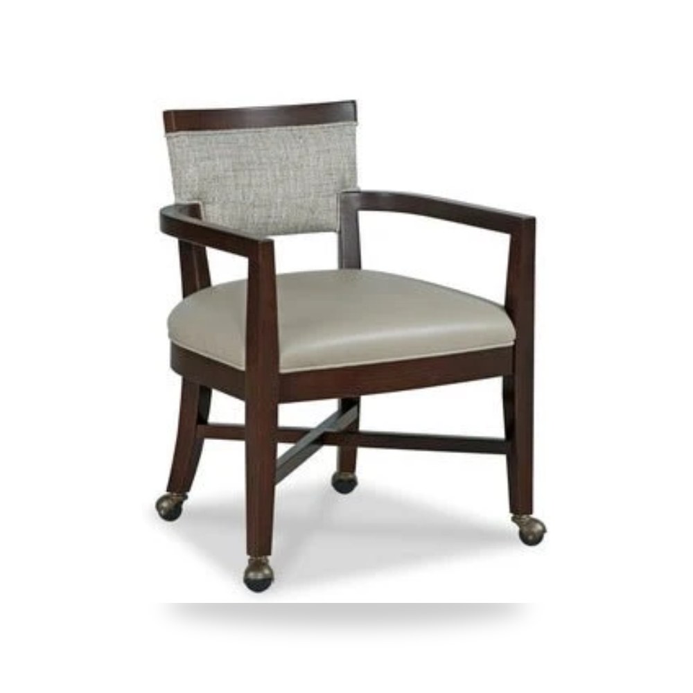 كرسي جلوس بتصميم أنيق - Product OverviewKeller Arm Chair كرسي كيلر - من Fairfield Chair