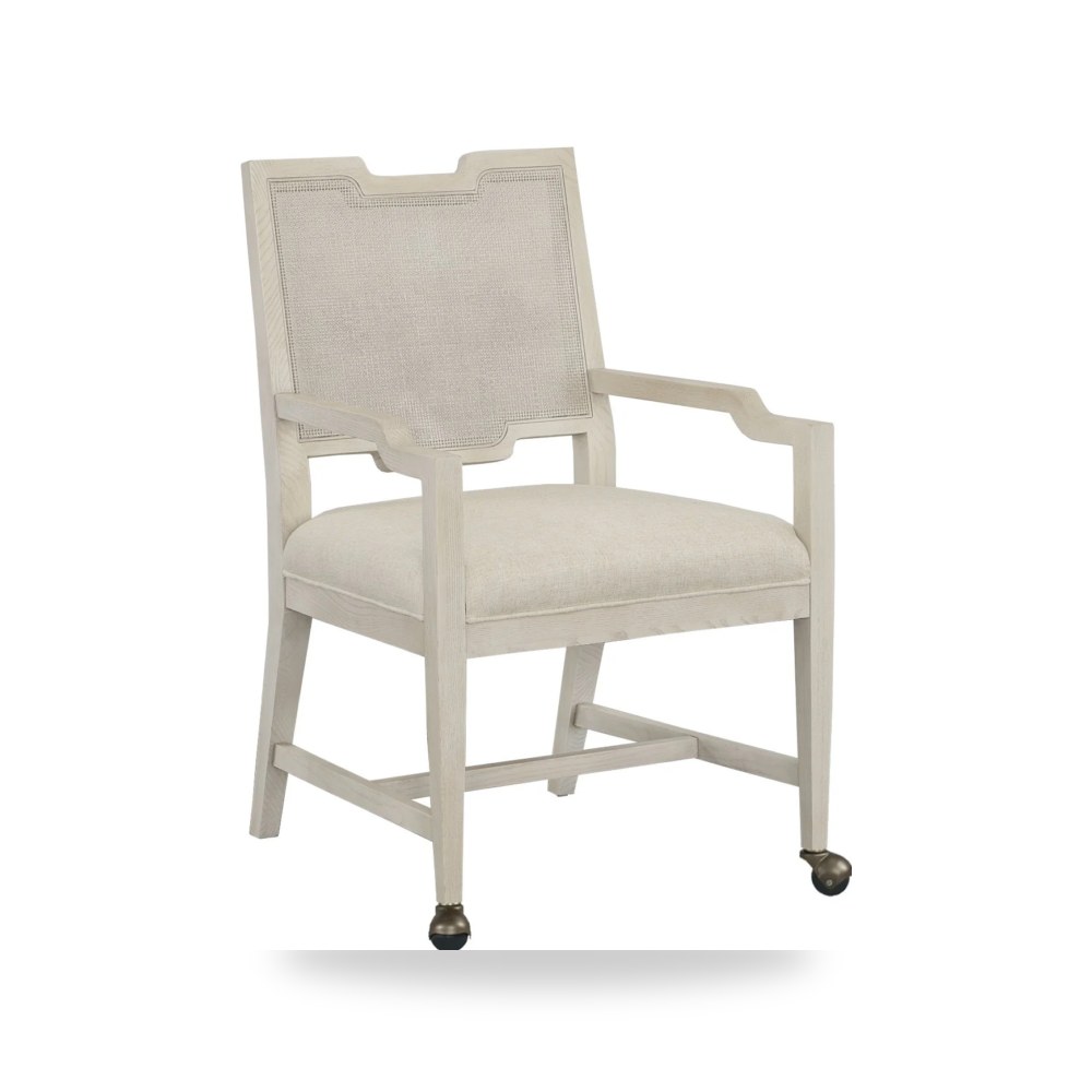 كرسي جلوس بتصميم أنيق - Product OverviewHarlow Arm Chair كرسي هارلو - من Fairfield Chair