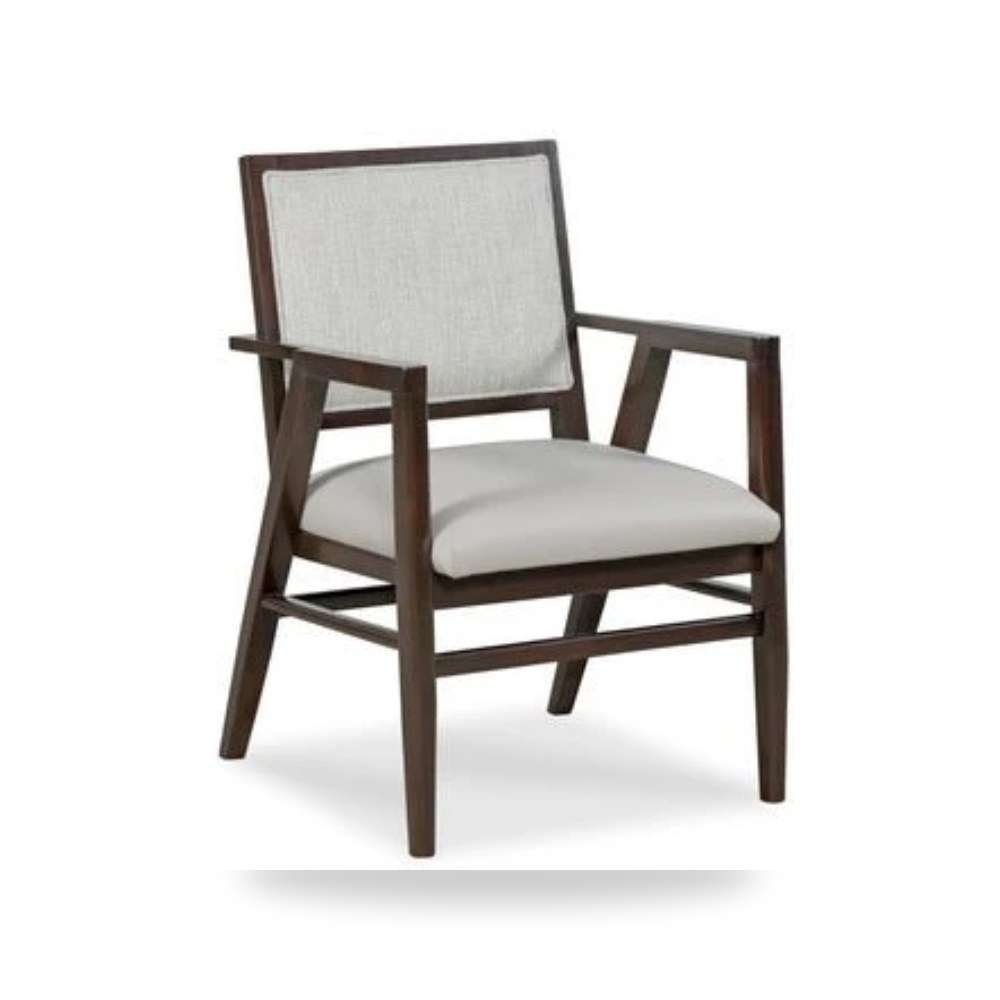 كرسي جلوس بتصميم أنيق - كرسي Gates Arm معتمد - من Fairfield Chair - طراز 8796-04