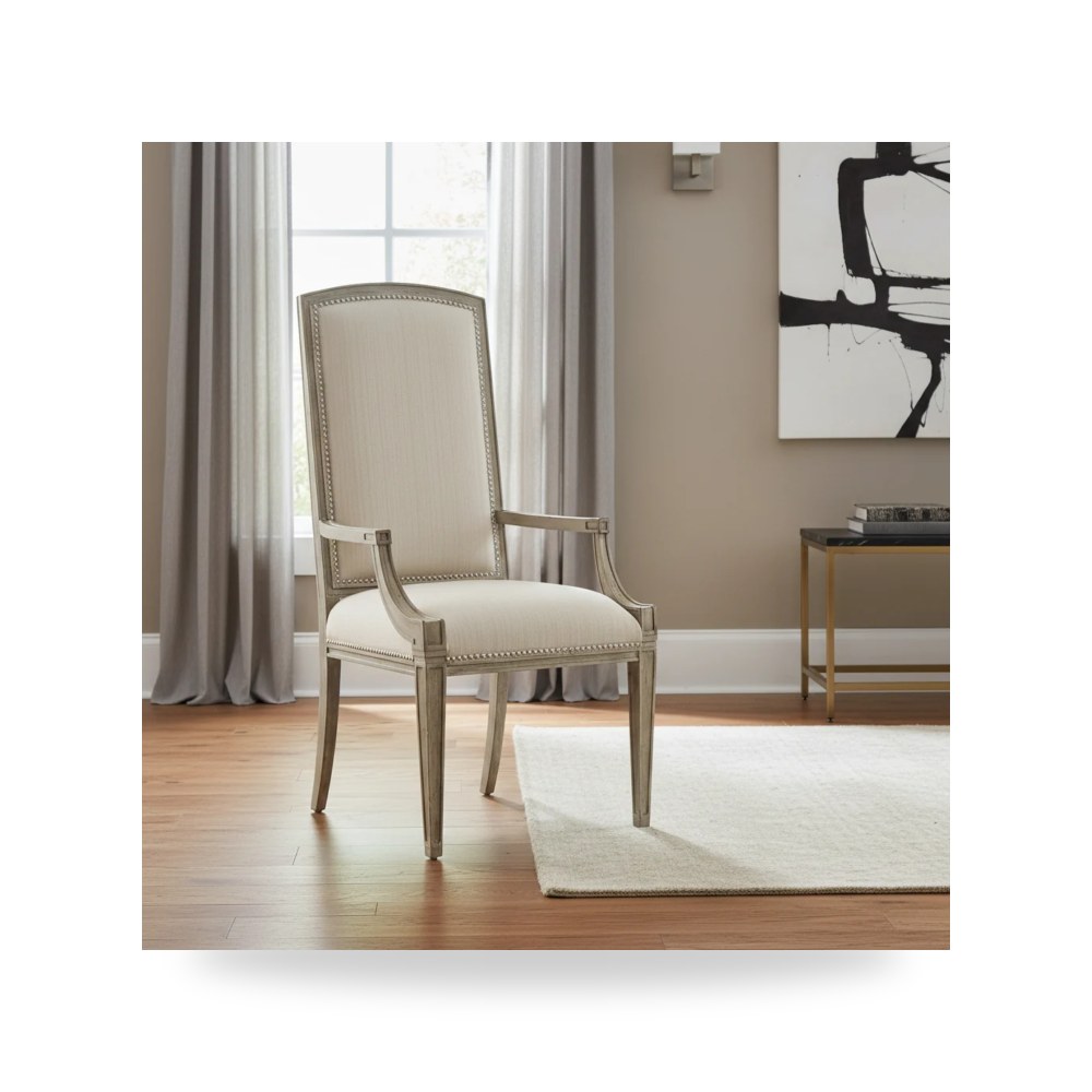 كرسي جلوس بتصميم أنيق - كرسي Sanctuary Cambre Arm - من Hooker Furniture