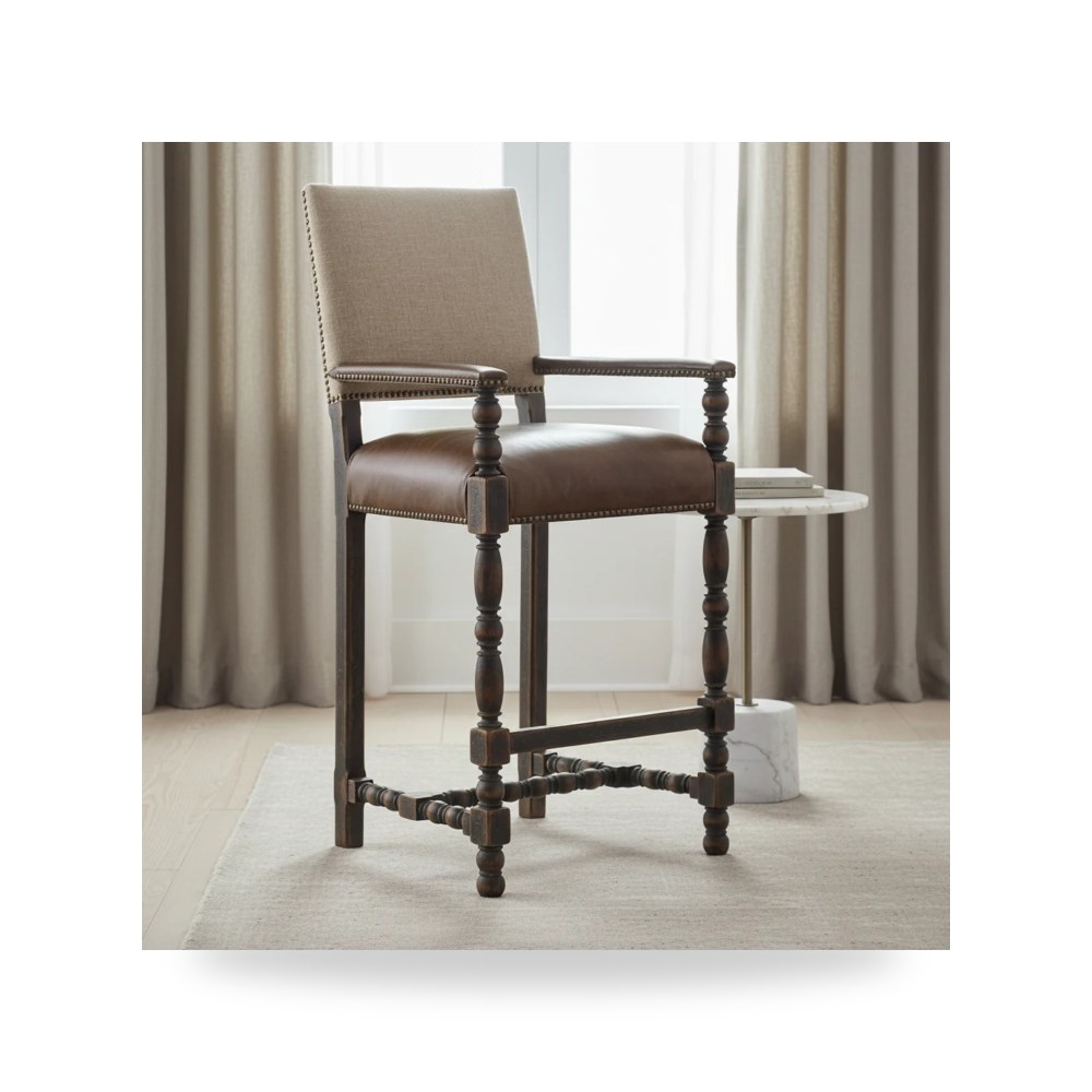 كرسي جلوس بتصميم أنيق - كرسي Comfort Barstool Hooker - من Hooker Furniture - طراز