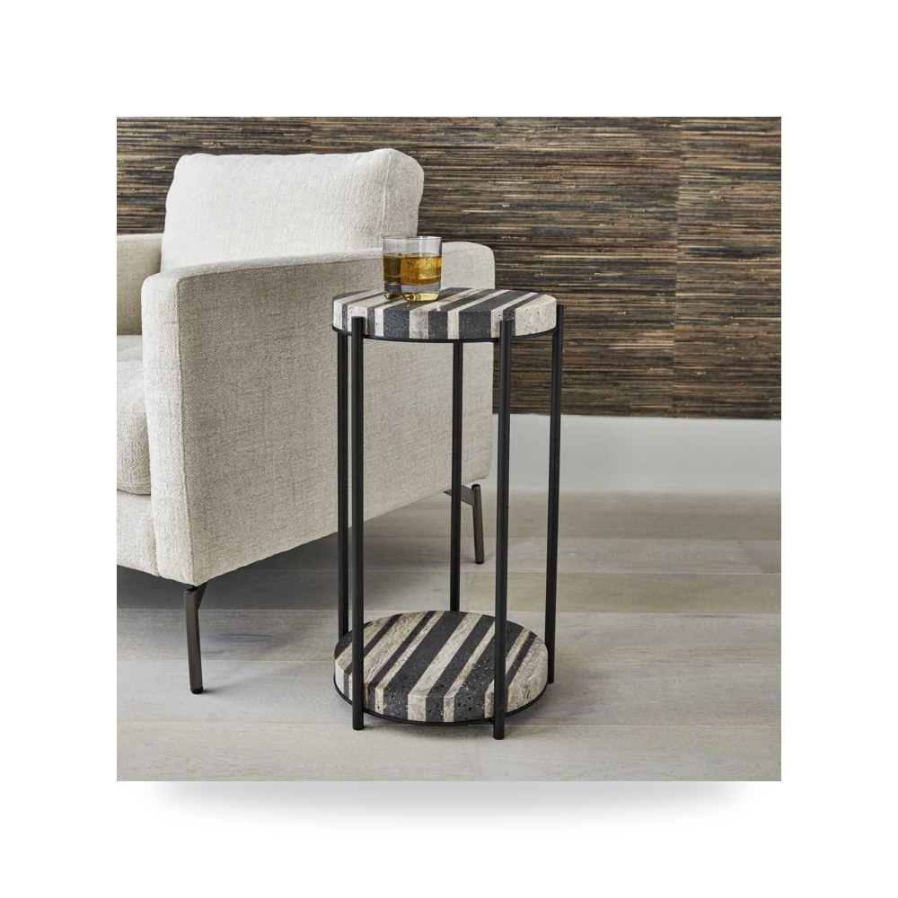 طاولة جانبية Strie أترموست Uttermost