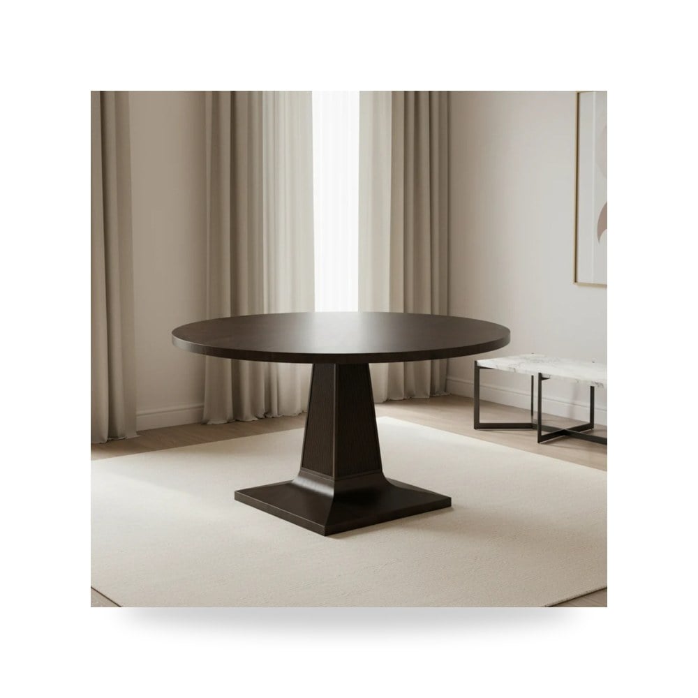 طاولة طعام Theodore Alexander موديل TA54046.C305