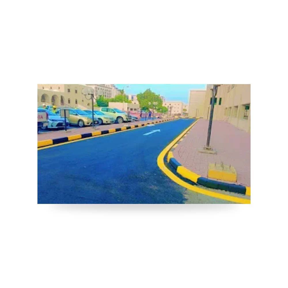 أقماع مرورية مطاطية مرنة مع شريطين عاكسين
