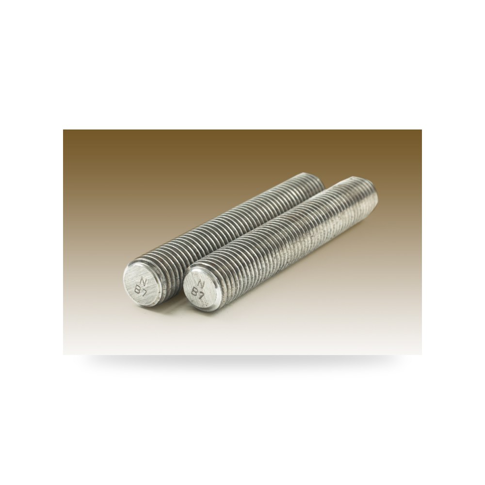 مسمار ستد فلنجات 1 1 - 4 × 230 مم ASTM A193 B7
