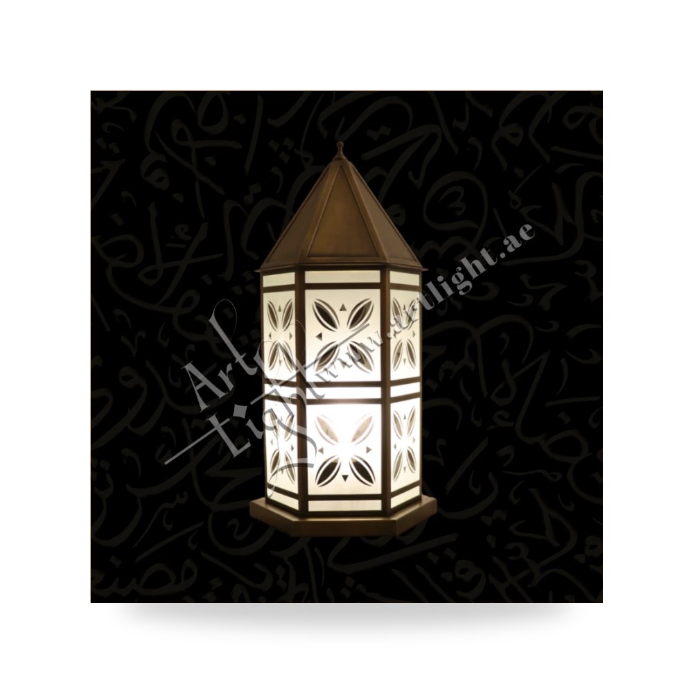 مصباح أرضي ستاند نحاسي فاخر بقاعدة ثقيلة آرت لايت (Art Light) - للإنارة الفاخرة والمعمارية