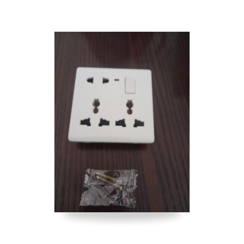 مفتاح مقبس حائط ثلاثي من سوفاب سعودي (SF-ELE-3-WALL-SOCKET)