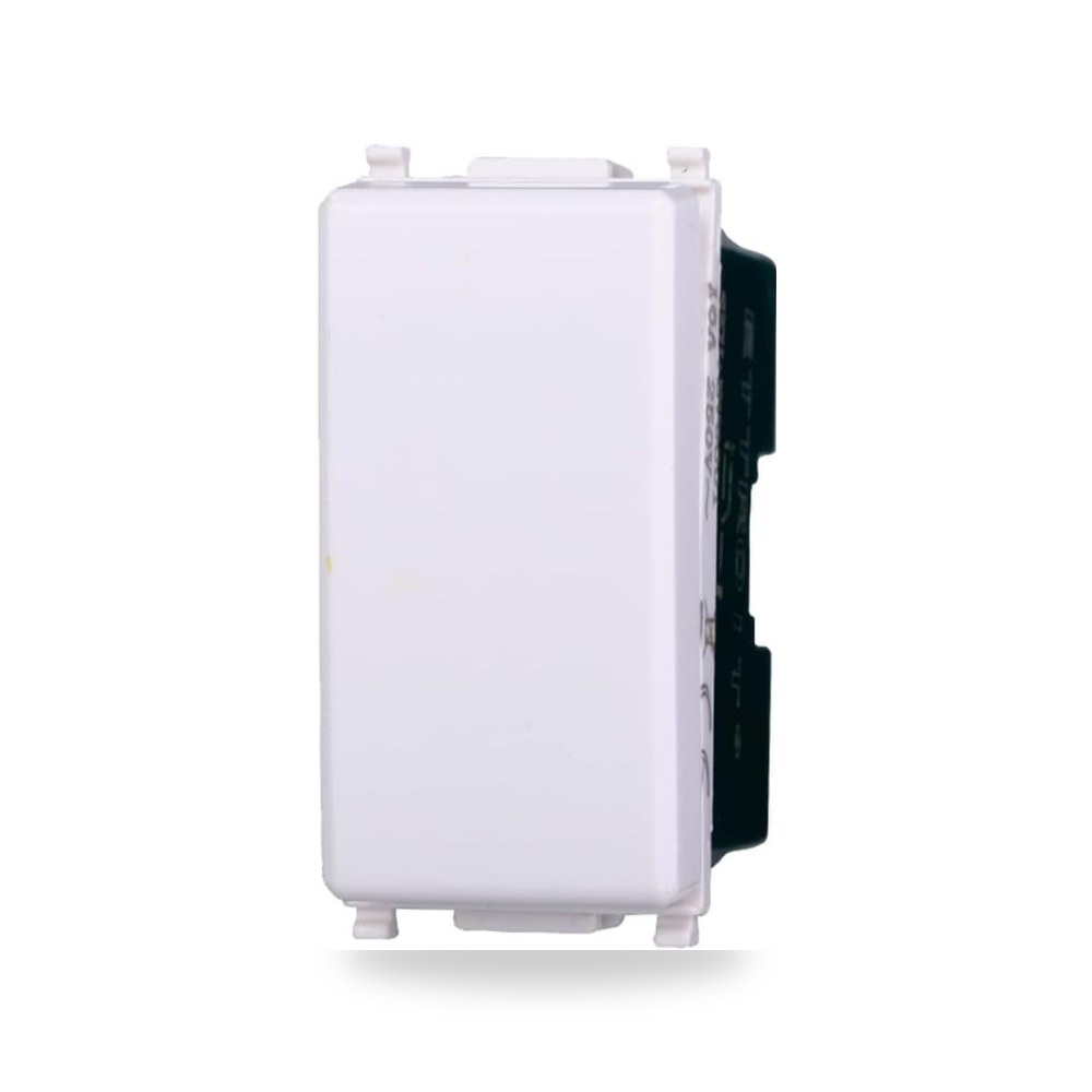 مفتاح أحادي القطب 1P 16A متوافق مع بلانا ابيض EV0401