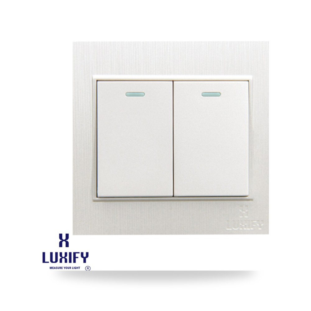 مفتاح إنارة ثنائي لؤلؤي كلاسيك لوكسيفاي 006156 لوكسيفاي (Luxify)